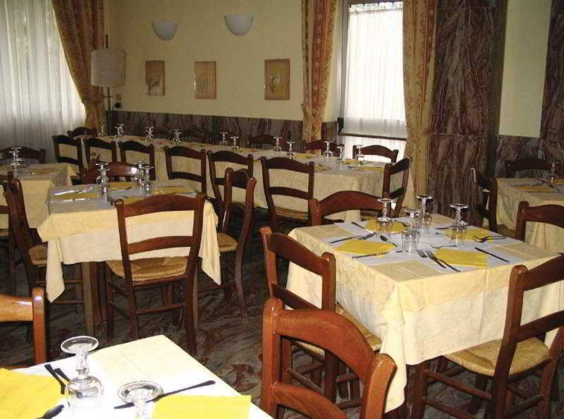 Hotel Corolle Флоренция Экстерьер фото