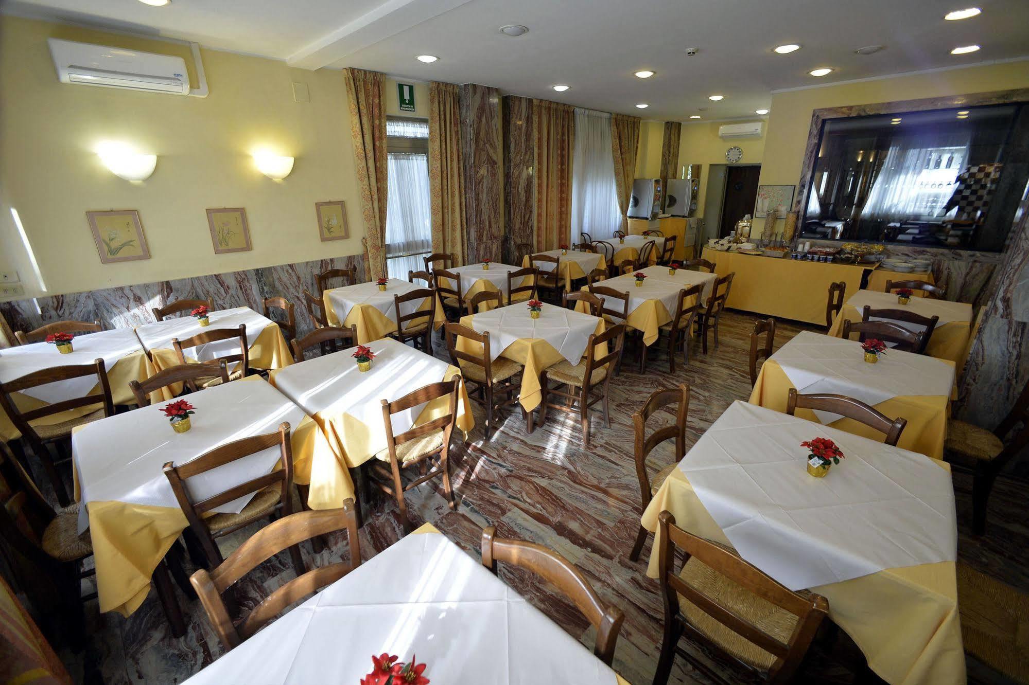 Hotel Corolle Флоренция Экстерьер фото